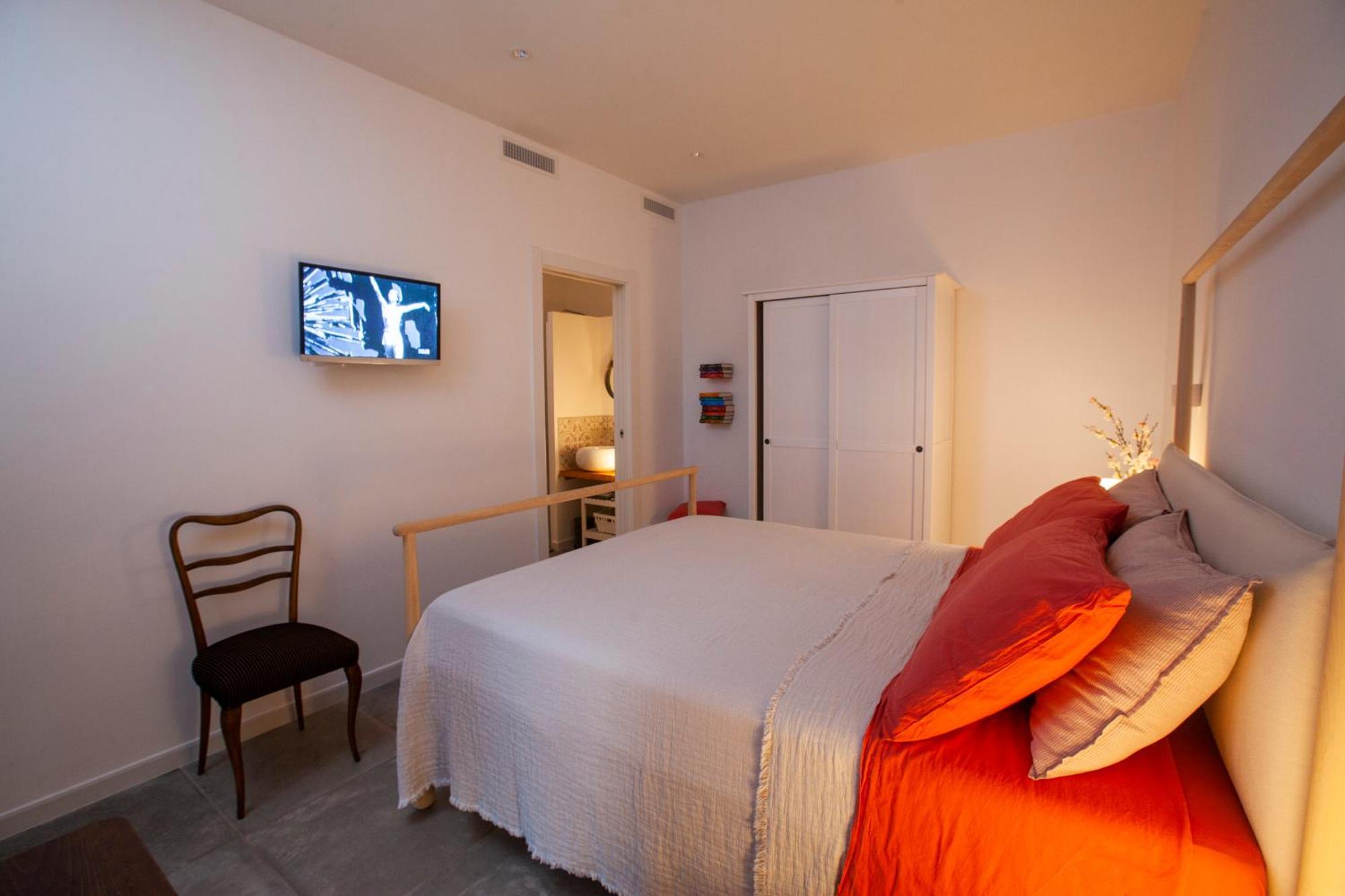 Casa Mia In Puglia Guest House Конверсано Стая снимка